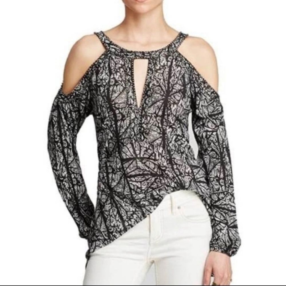 FREE PEOPLE -569 Cold shoulder Long‎ Sleeve Beaded Top Long Sleeve Small